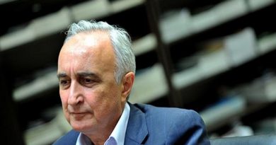 تولیدکنندگان واقعی یا رانتخواران حرفهای تولیدکنندگان واقعی یا رانتخواران حرفهای