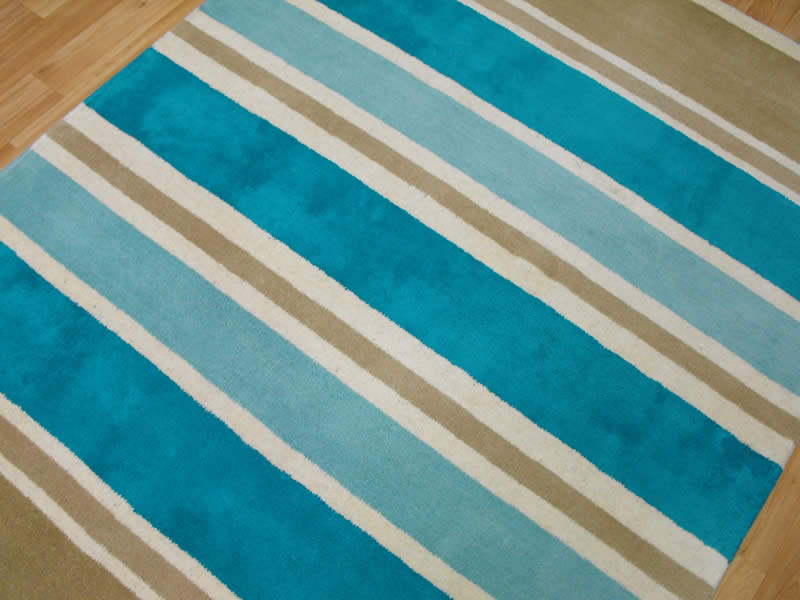 طرح های زیبایی از فرش ماشینی ، فرش ماشینی با رنگ بندی آبی