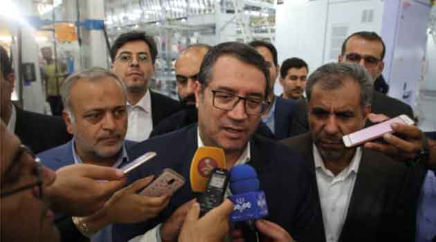 وزیر صمت: خودکفایی در تولید چادر مشکی تا 3 سال آینده